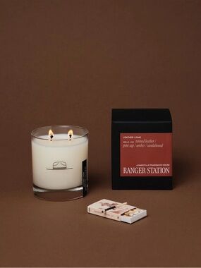 NIB Leather + Pine Scented Candle - Cream